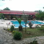 Bykara Hotell